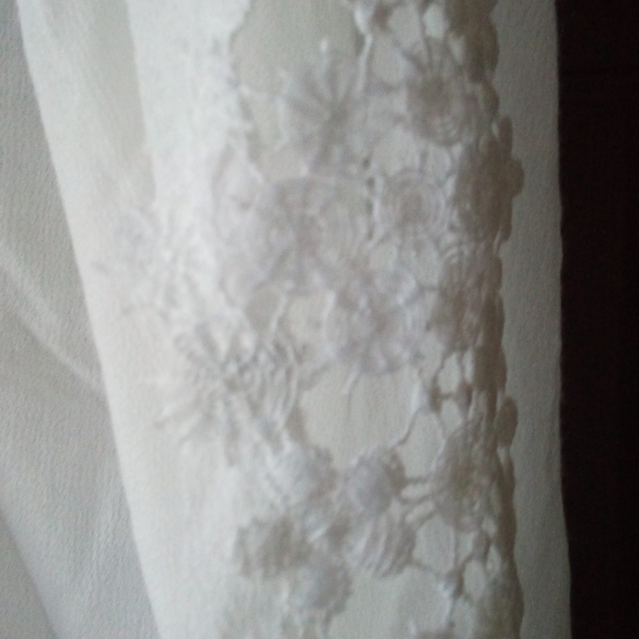 Top - Picture 3 of 4